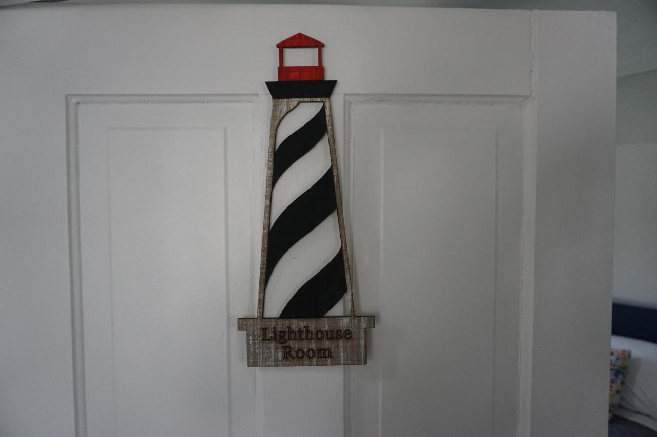 Charlevoix House - The Northside Bed & Breakfast Bagian luar foto